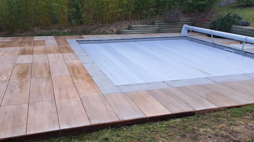 Plage de piscine, 2JCF CONCEPT